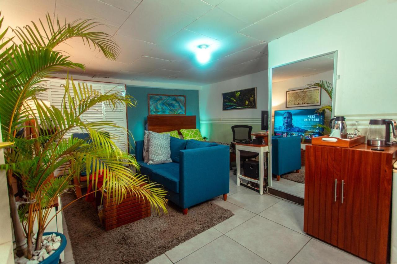 مبيت وإفطار يمبي Palm Springs Bed & Breakfast المظهر الخارجي الصورة